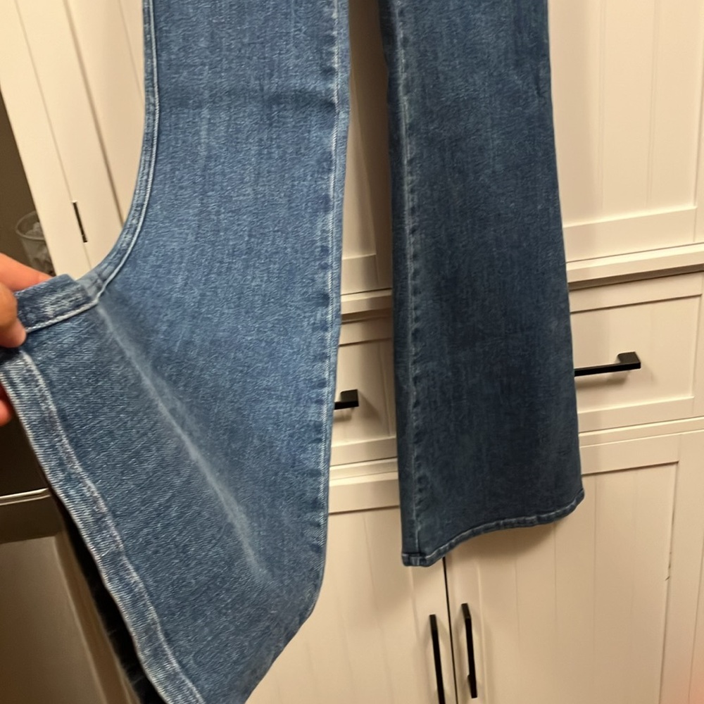 Derek Lam Crosby 10 
ROBERTSON FLARE JEANS
- LIKE BRAND NEW - Picture 5 of 7